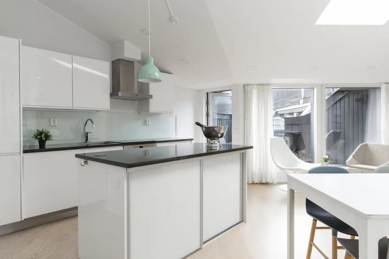 דירה הלסינקי Glorious Penthouse With Private Sauna And Jacuzzi