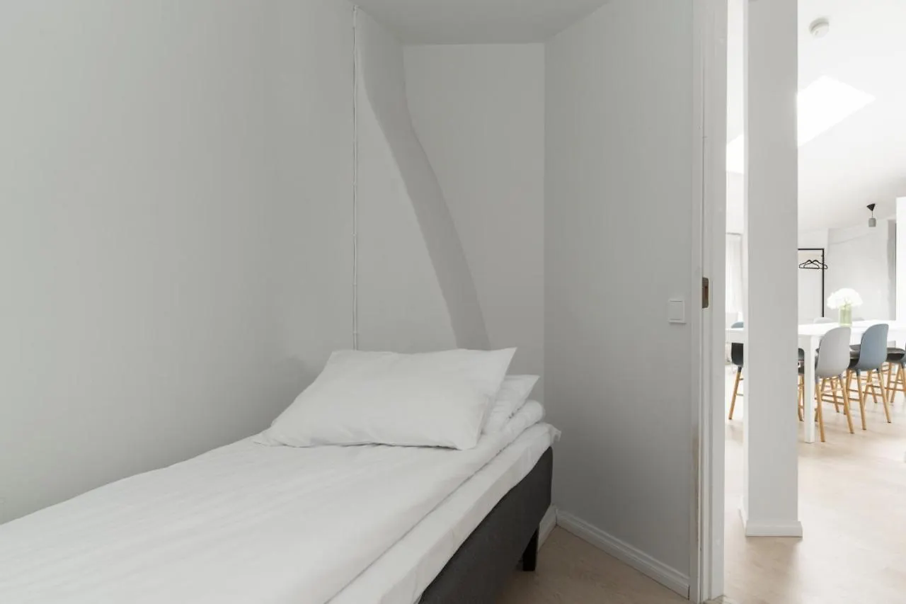 הלסינקי Glorious Penthouse With Private Sauna And Jacuzzi פינלנד