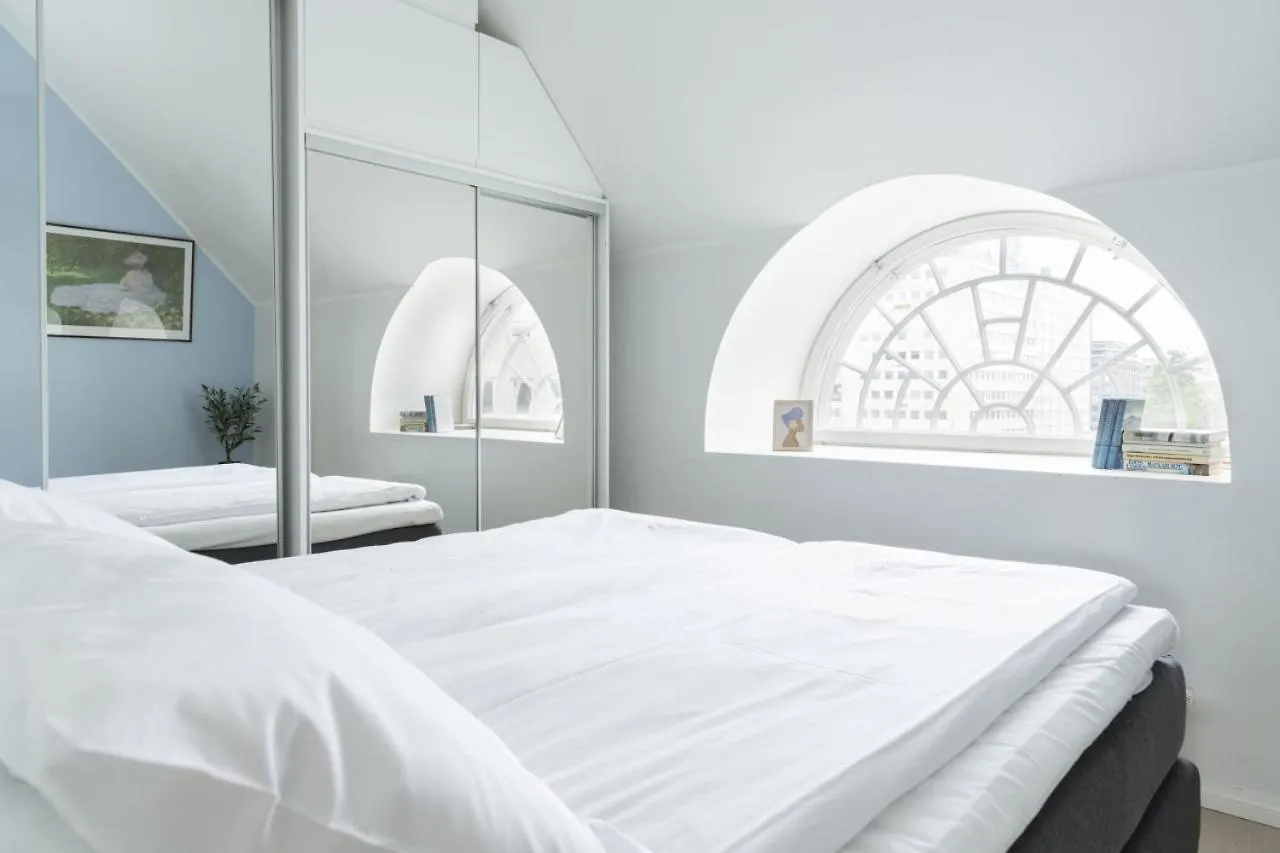 הלסינקי Glorious Penthouse With Private Sauna And Jacuzzi 0*,
