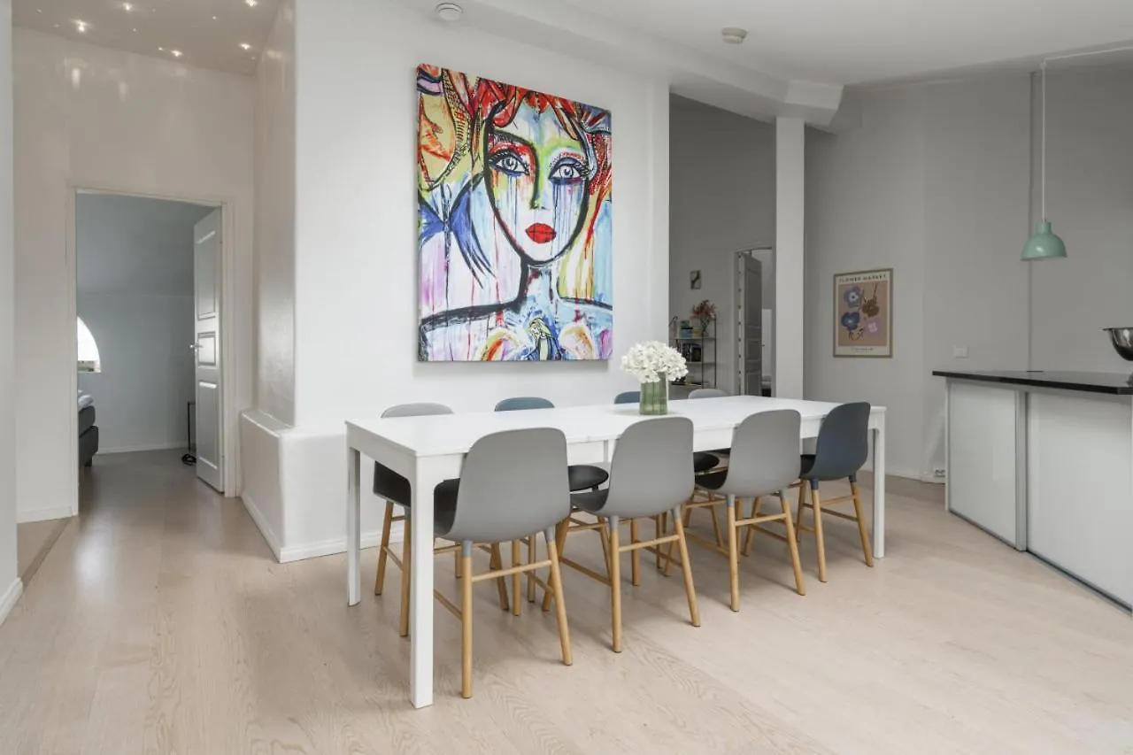 הלסינקי Glorious Penthouse With Private Sauna And Jacuzzi